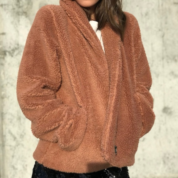 Alo Yoga Cozy Up Jacket - Picture 2 of 4